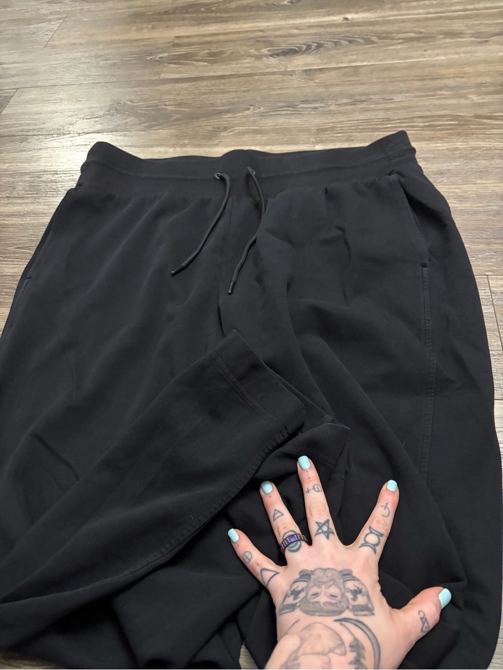 Old Navy Extra-High Waisted Dynamic Fleece Wide-Leg Sweatpants Black Jack 2X - Picture 6 of 8